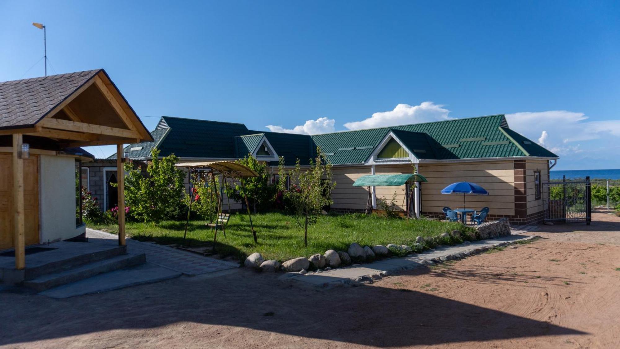 Svetlana Guest House Bokonbayevo 外观 照片