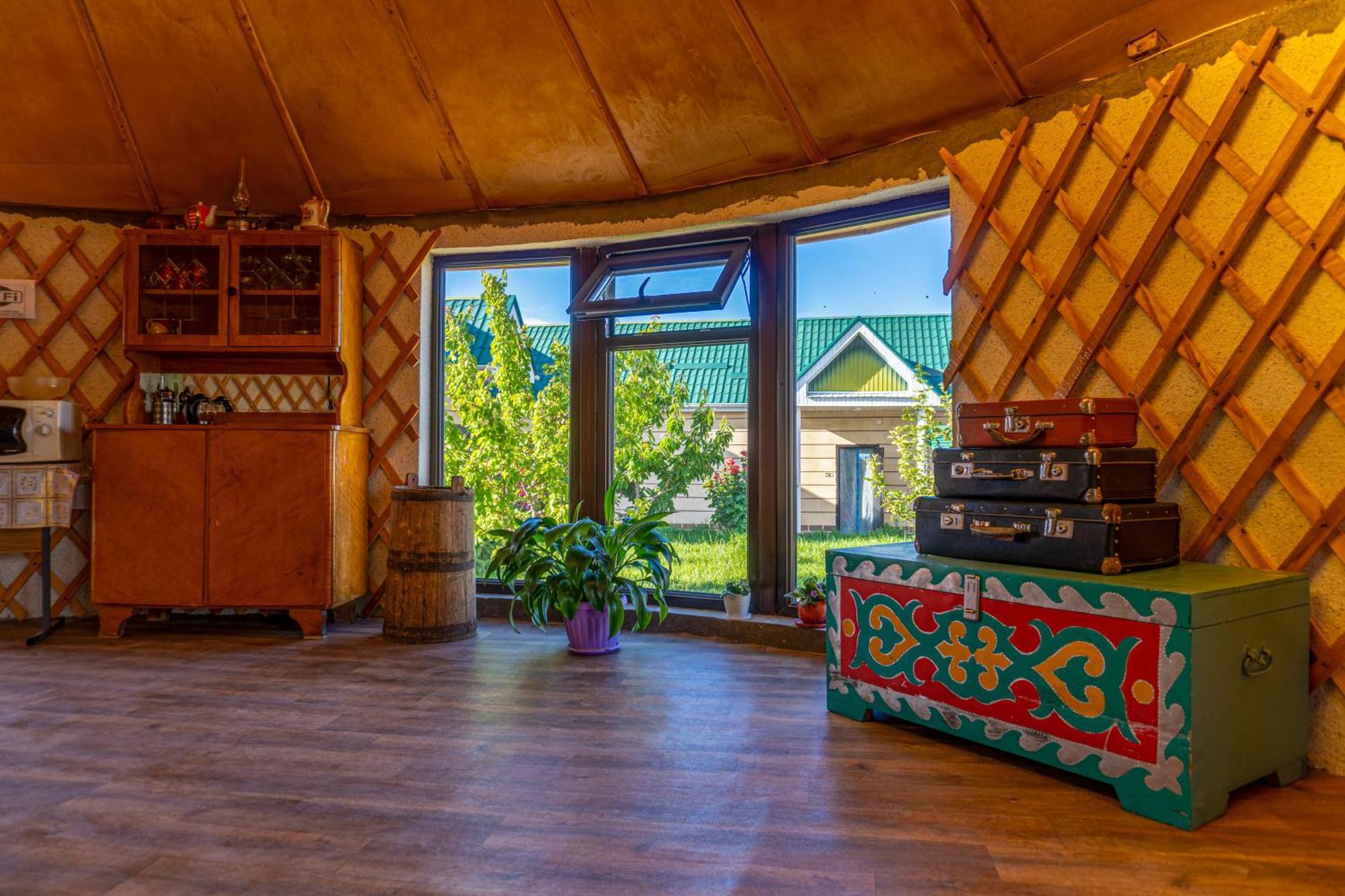 Svetlana Guest House Bokonbayevo 外观 照片